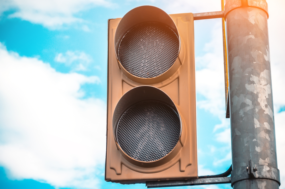 What Happens at Broken Traffic Lights? Thompson Sales
