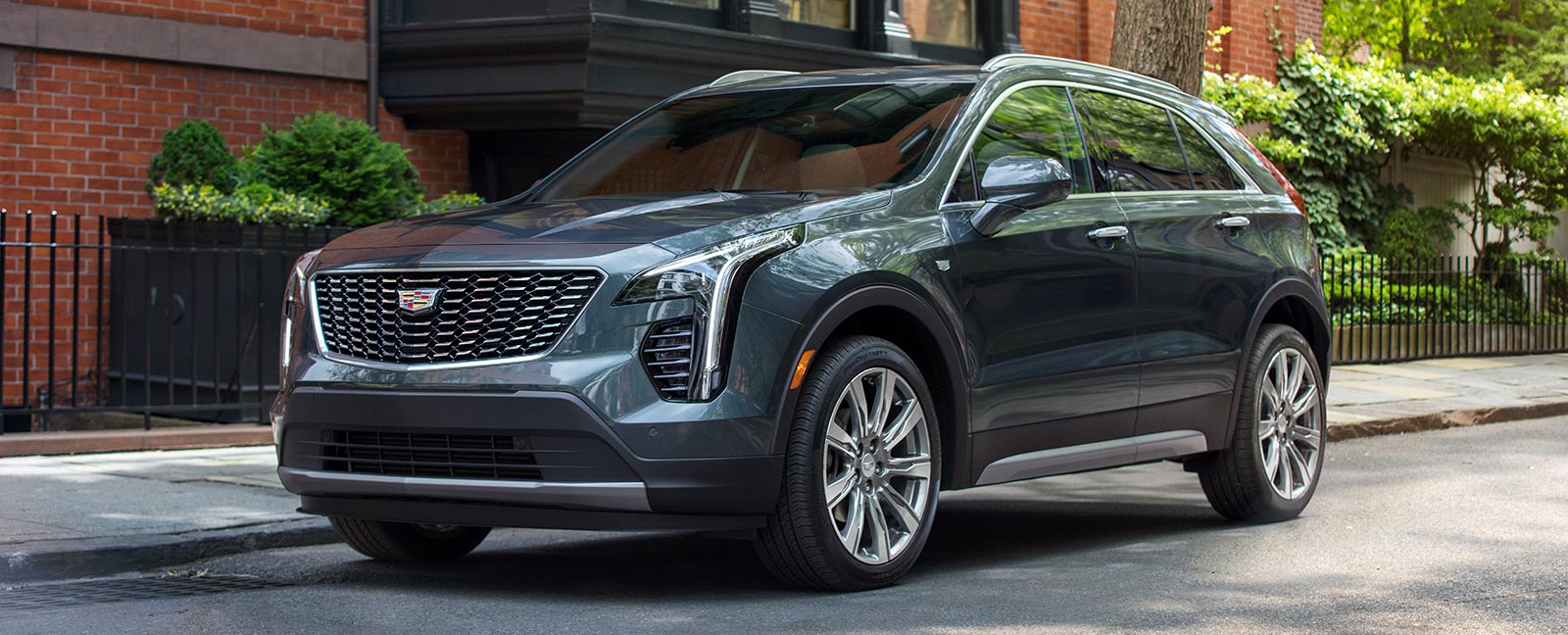 Linus Cadillac of Vero Beach is a Vero Beach Cadillac dealer and a new